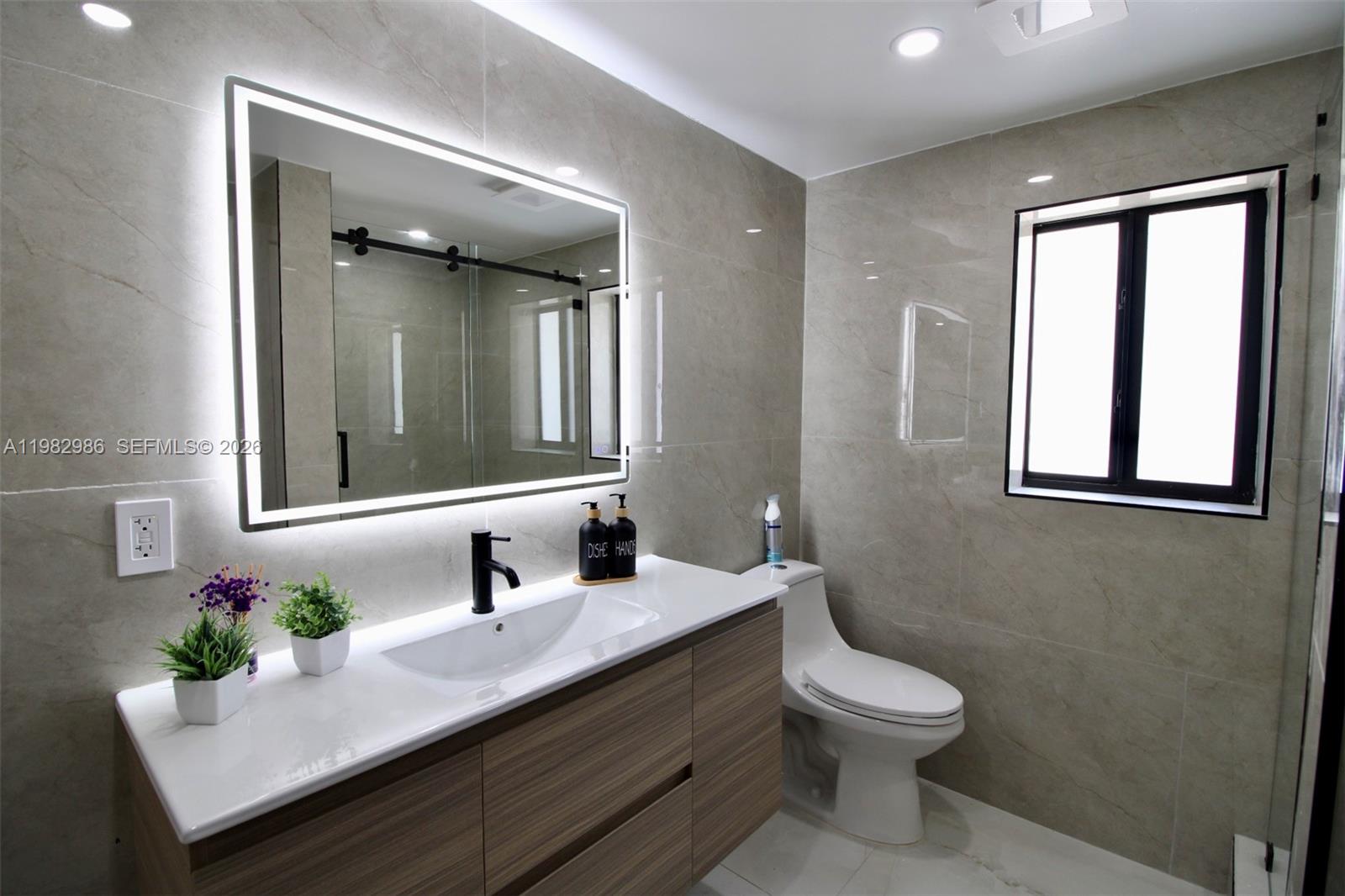 1511 NE 31st Ct Pompano Beach, FL 33064