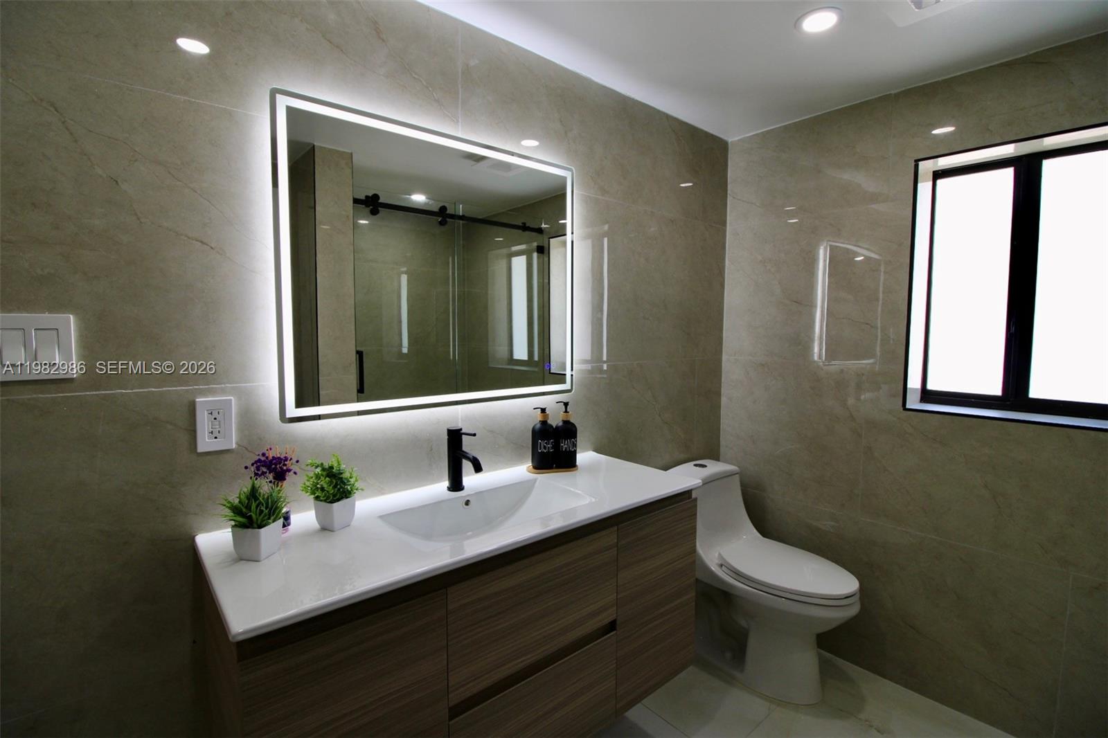 1511 NE 31st Ct Pompano Beach, FL 33064