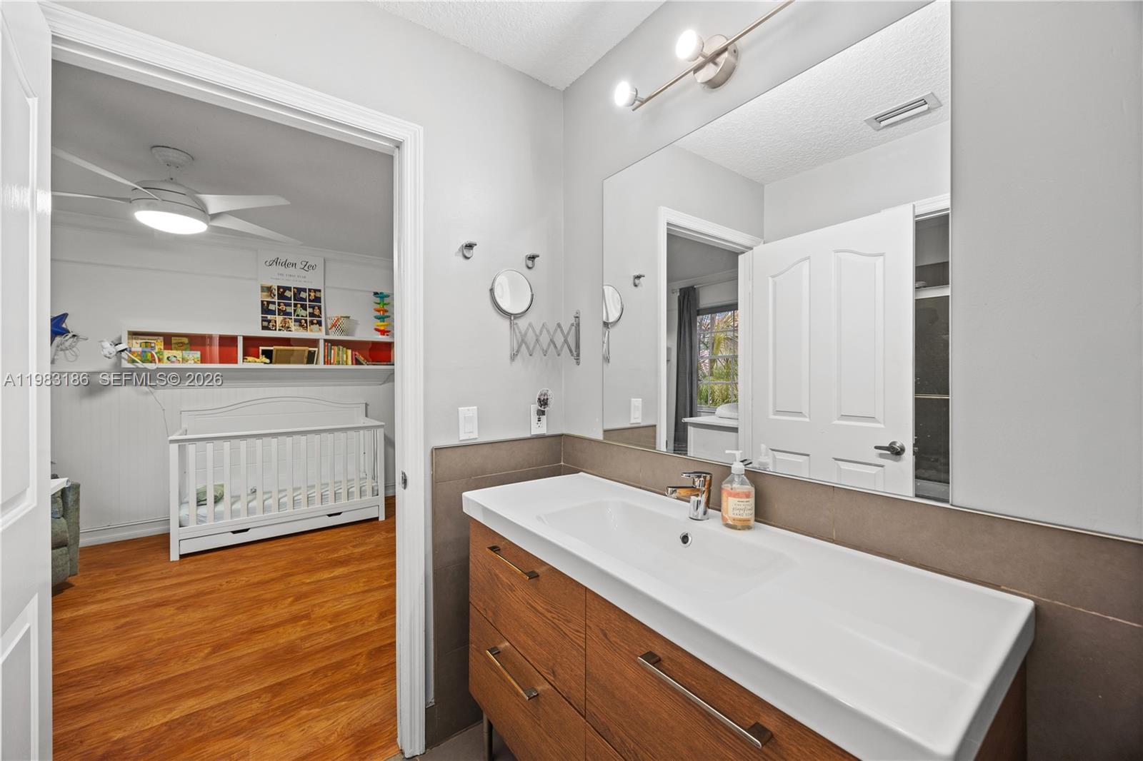 2721 Montevideo Ave Cooper City, FL 33026