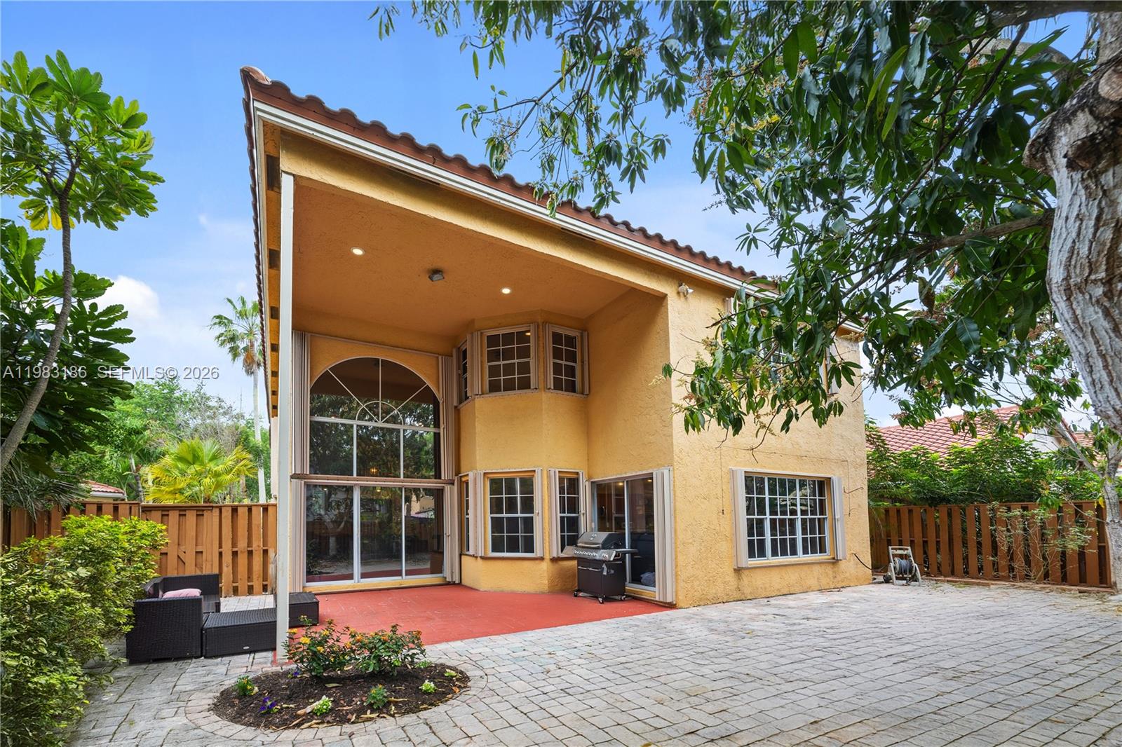 2721 Montevideo Ave Cooper City, FL 33026