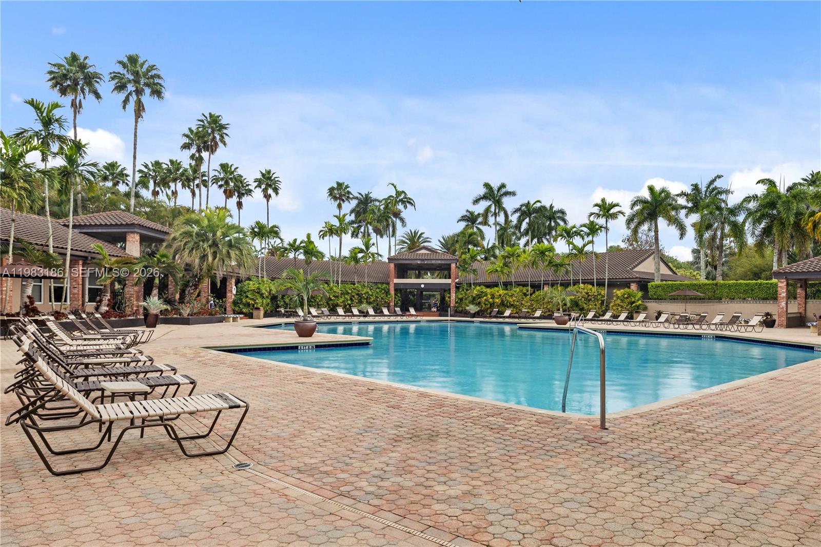 2721 Montevideo Ave Cooper City, FL 33026