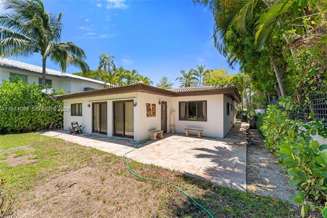 2054 Alton Rd Miami Beach, FL 33140