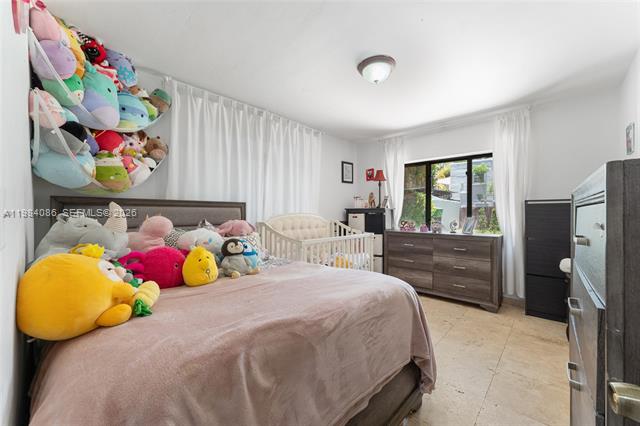 2054 Alton Rd Miami Beach, FL 33140