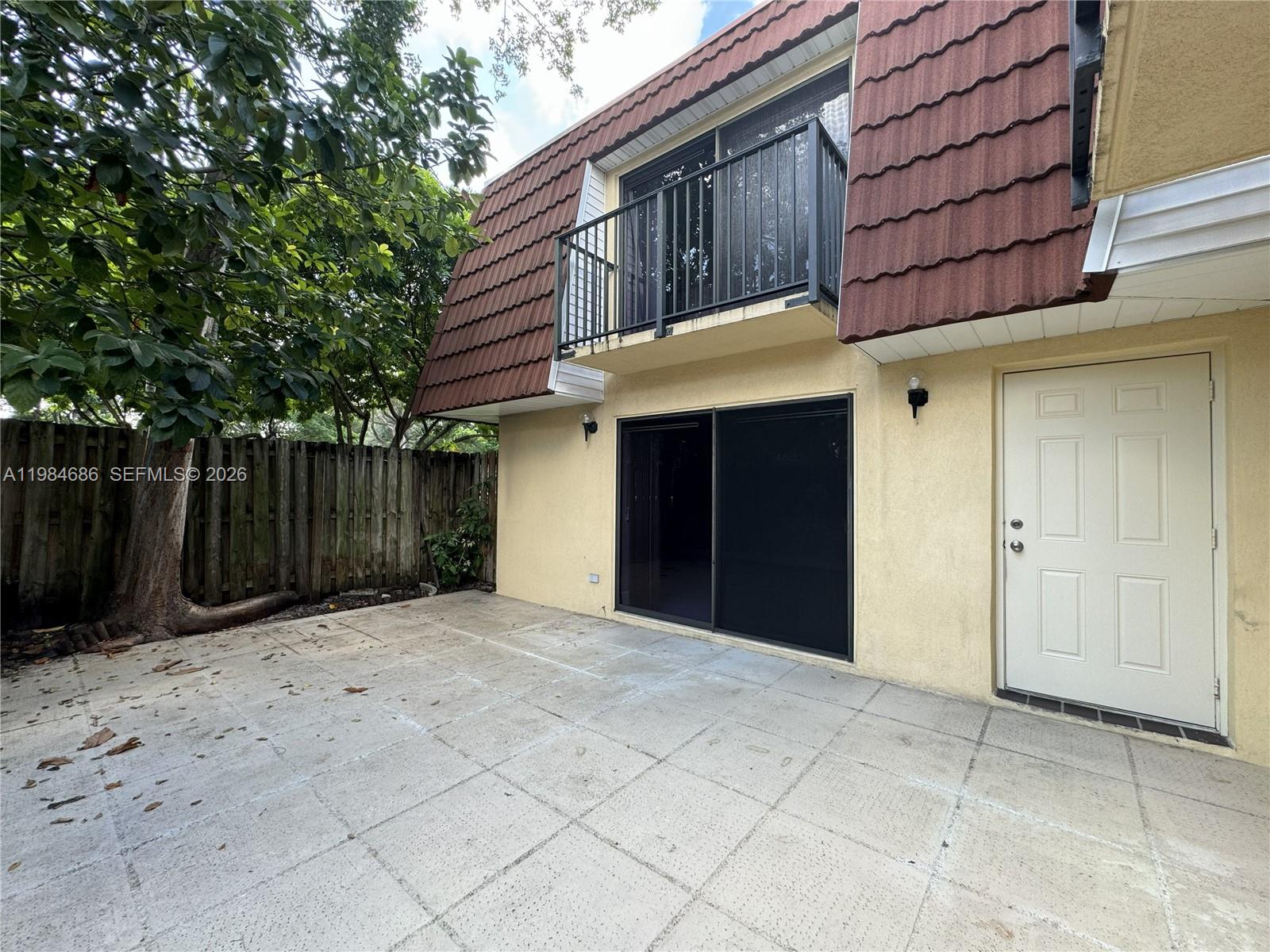 716 NW 98th Way Plantation, FL 33324