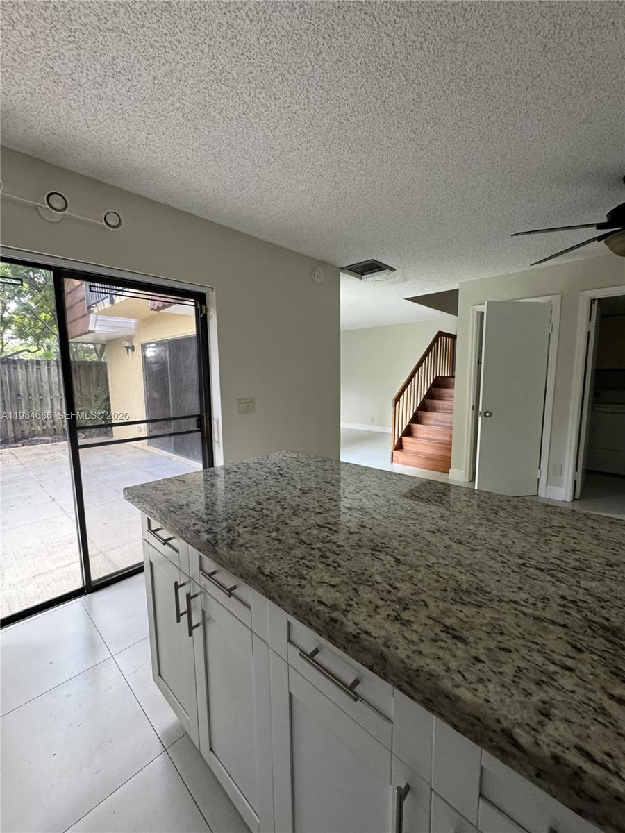 716 NW 98th Way Plantation, FL 33324