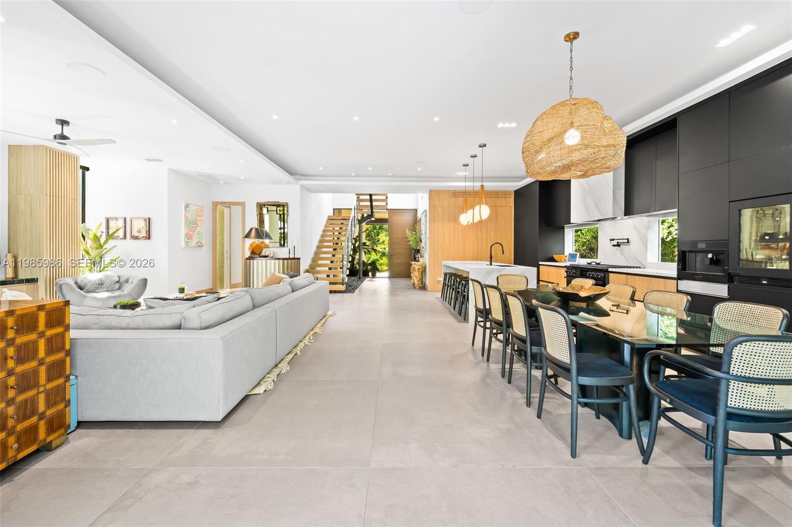 8625 NE 10th Ave Miami, FL 33138