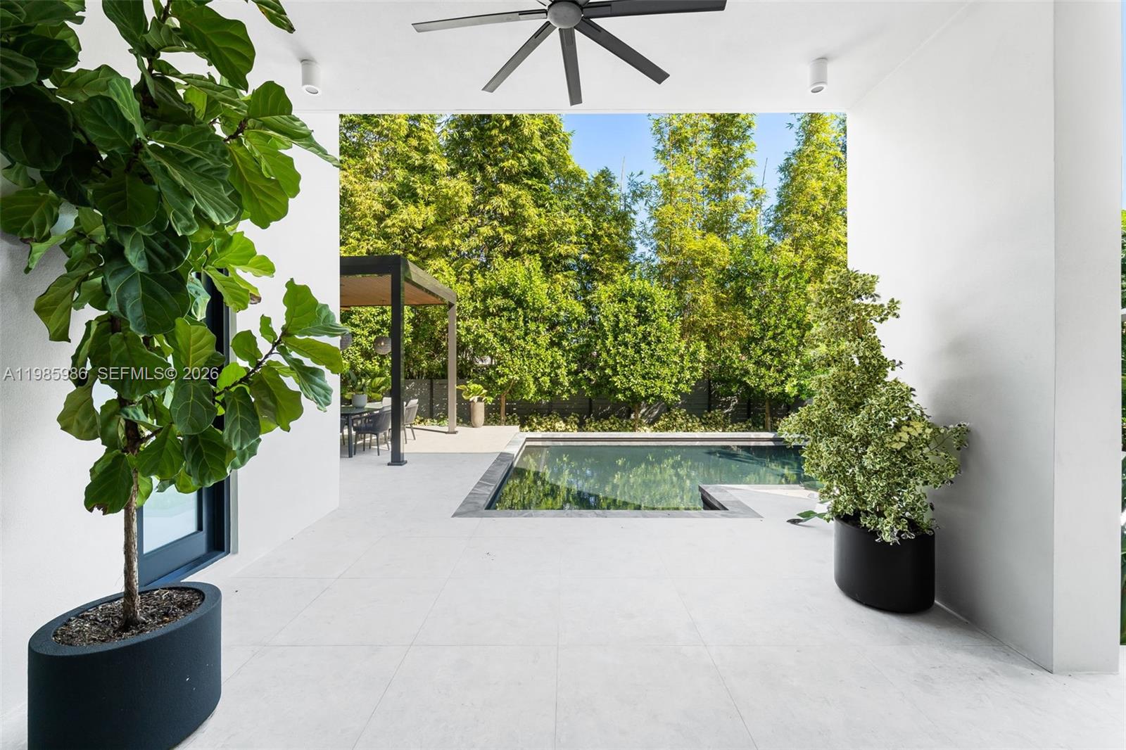 8625 NE 10th Ave Miami, FL 33138