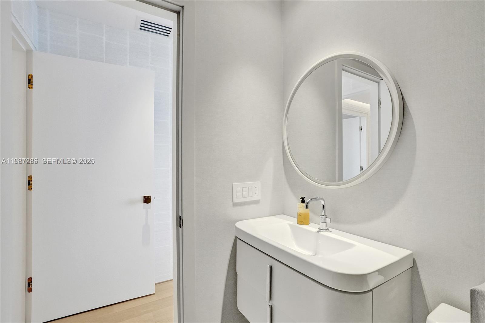 788 NE 23rd St #3801 Miami, FL 33137