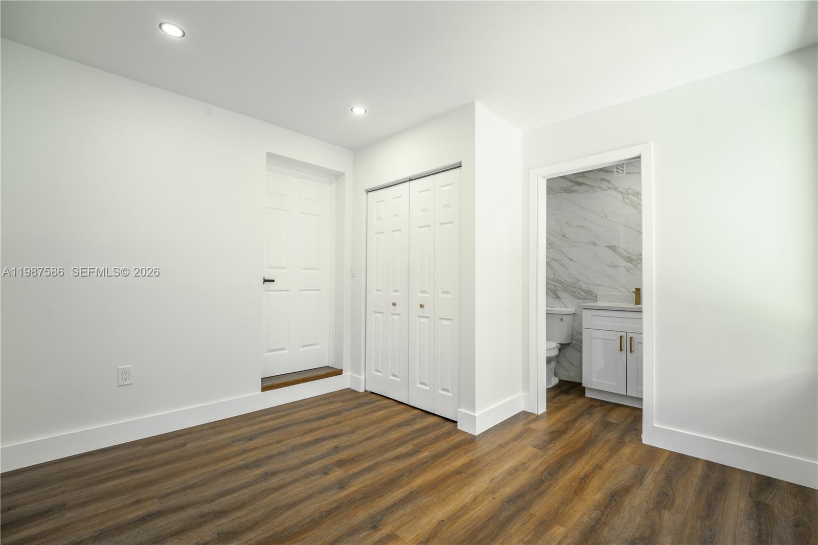 220 NW 144th St Miami, FL 33168