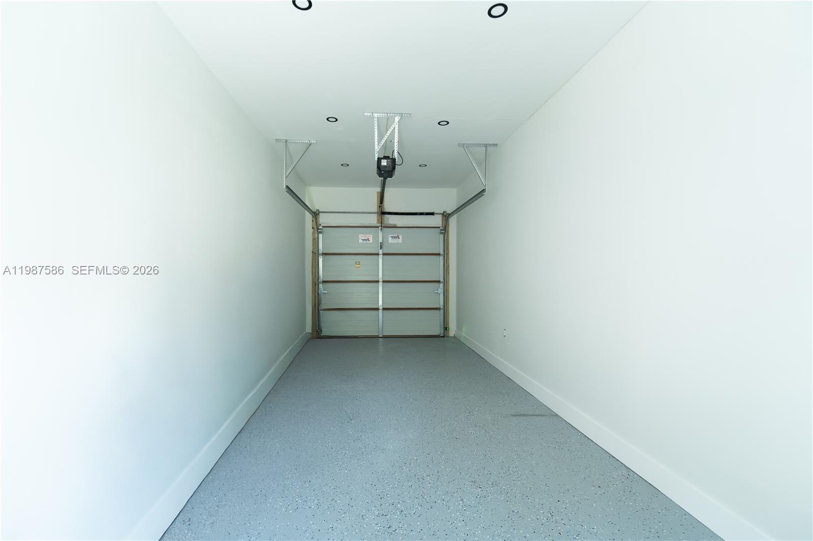 220 NW 144th St Miami, FL 33168