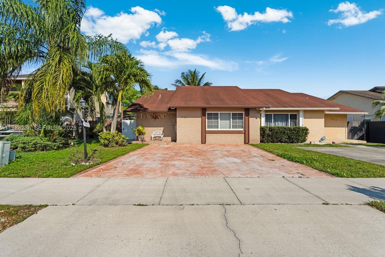 7821 SW 148th Ave #2 Miami, FL 33193