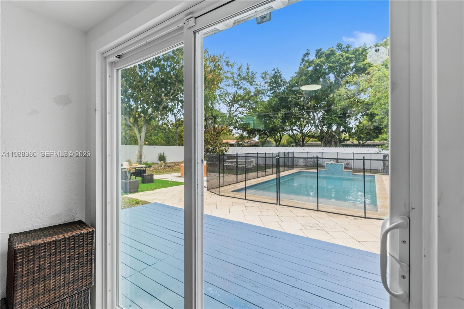 1110 NE 130th St North Miami, FL 33161