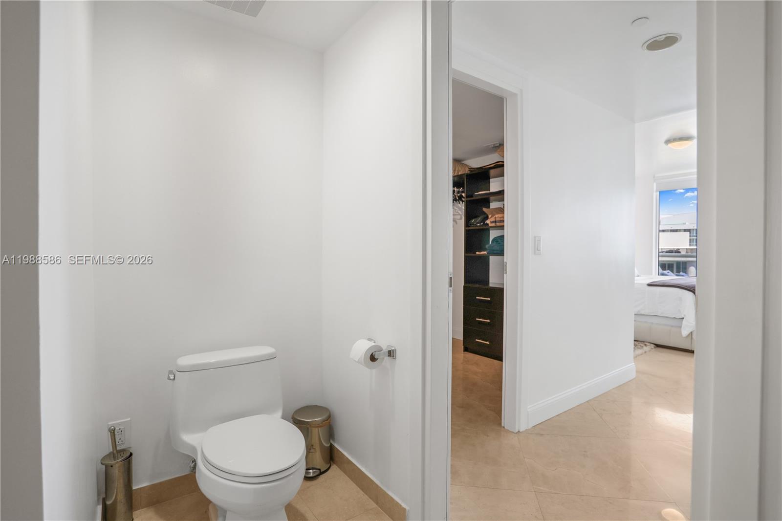 image Beach Club 215