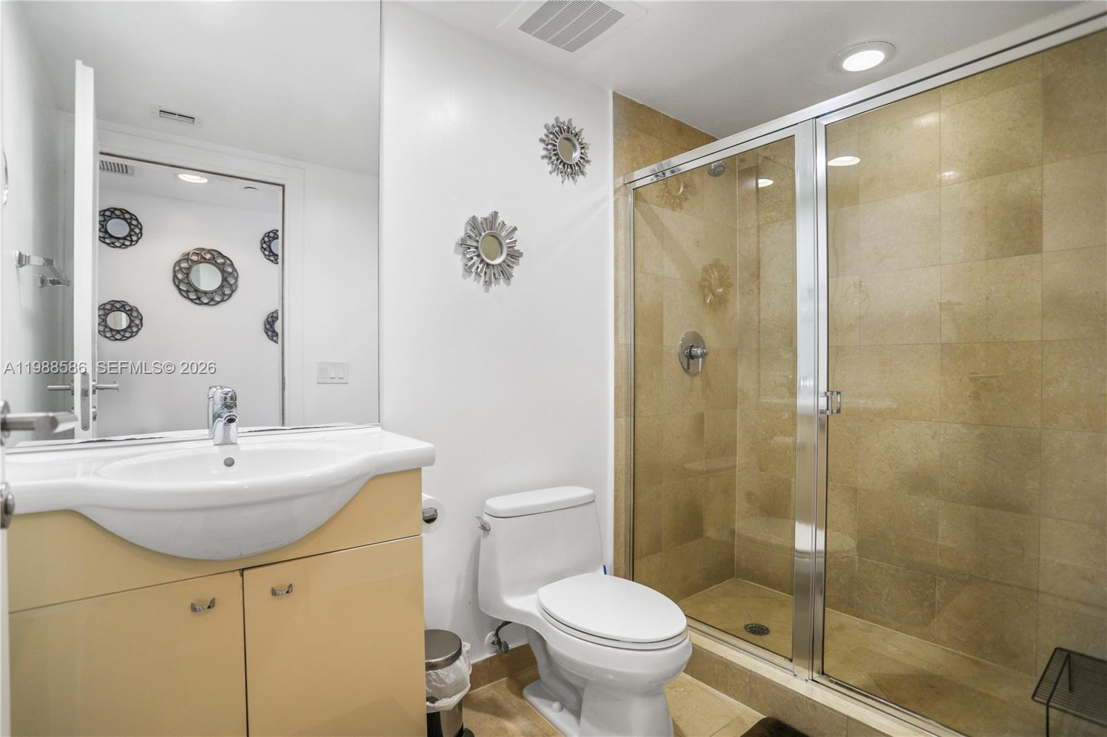 image Beach Club 230