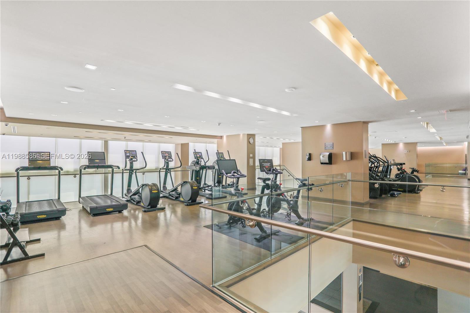 image Beach Club 250