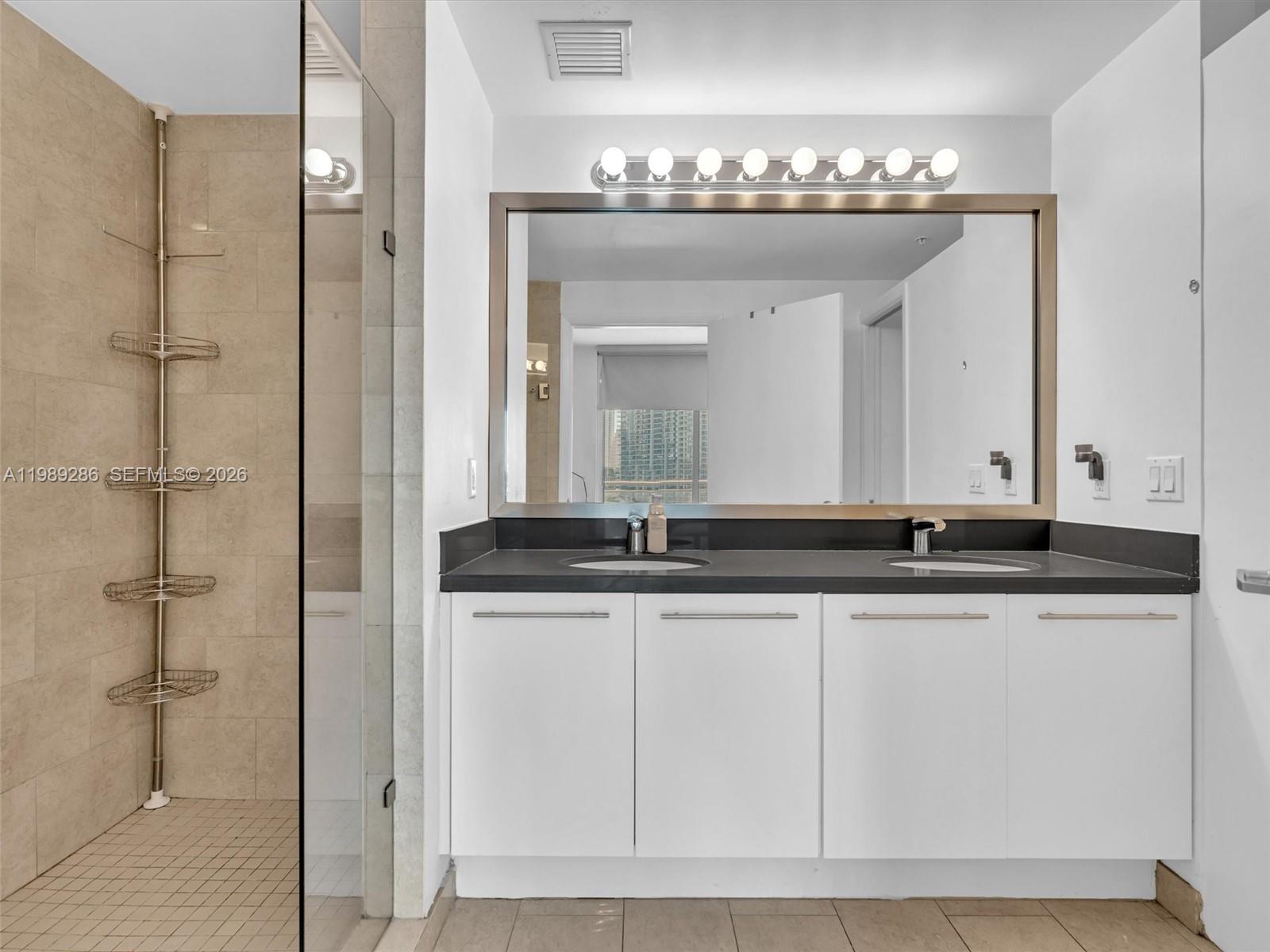 90 SW 3rd St #2013 Miami, FL 33130