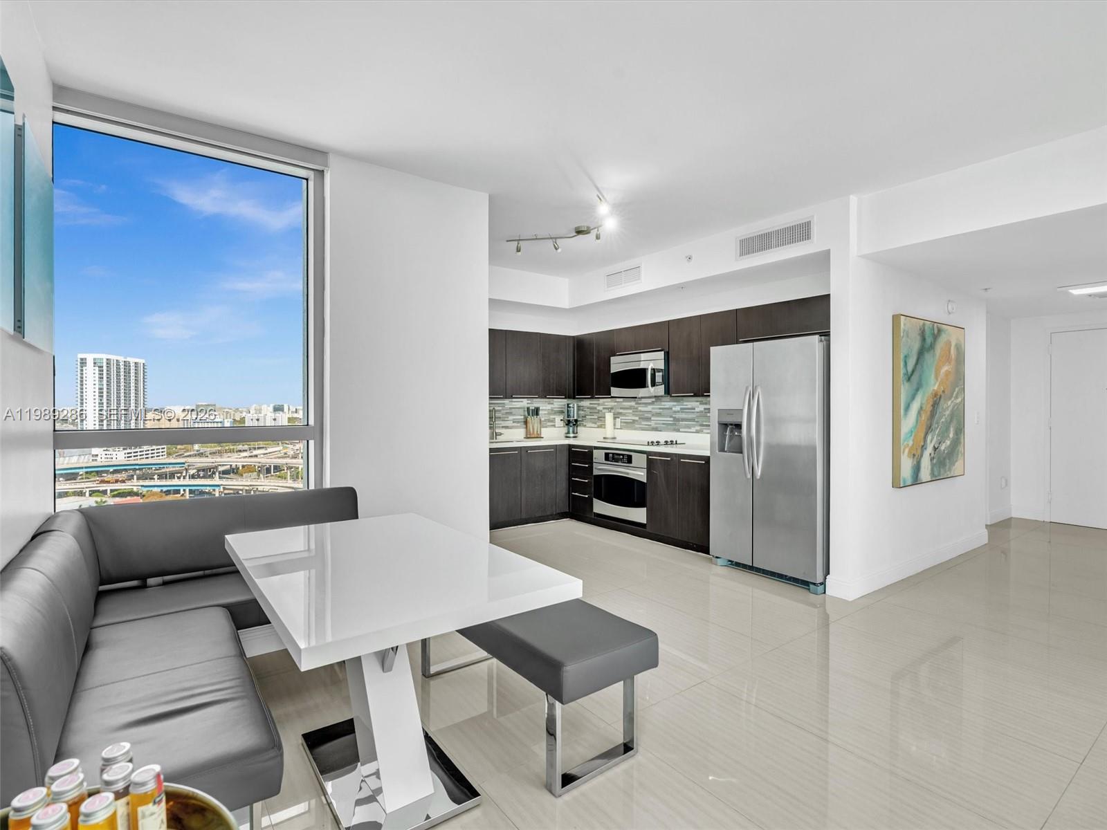 90 SW 3rd St #2013 Miami, FL 33130