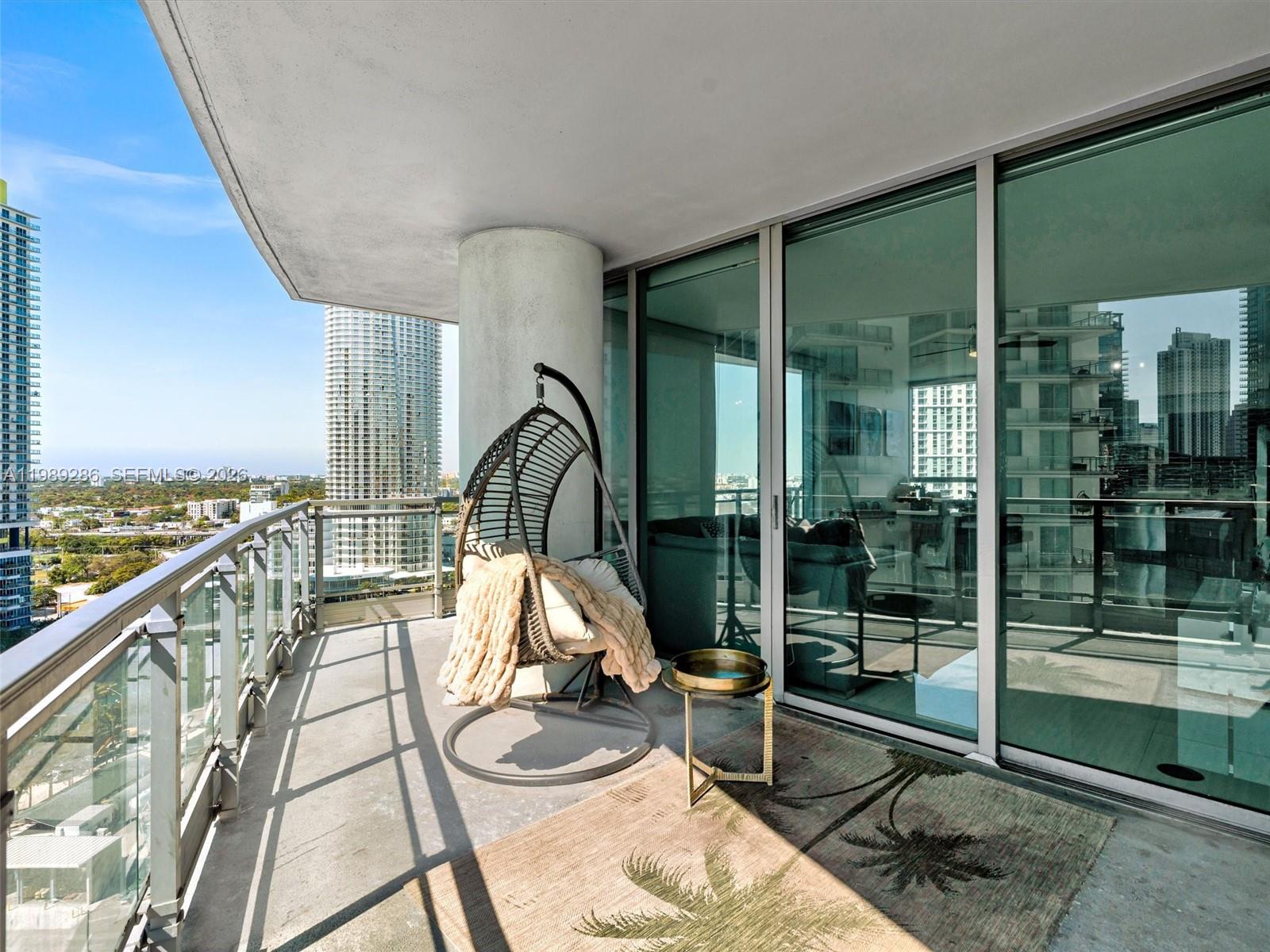 90 SW 3rd St #2013 Miami, FL 33130