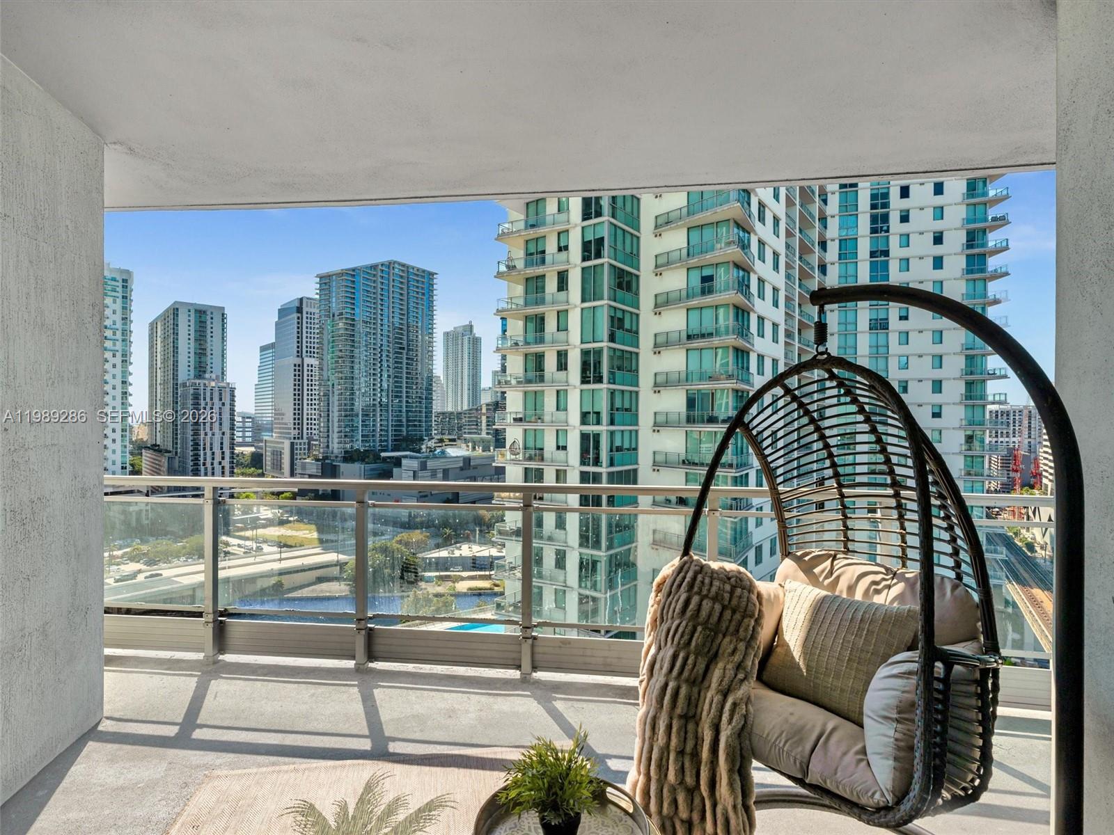 90 SW 3rd St #2013 Miami, FL 33130