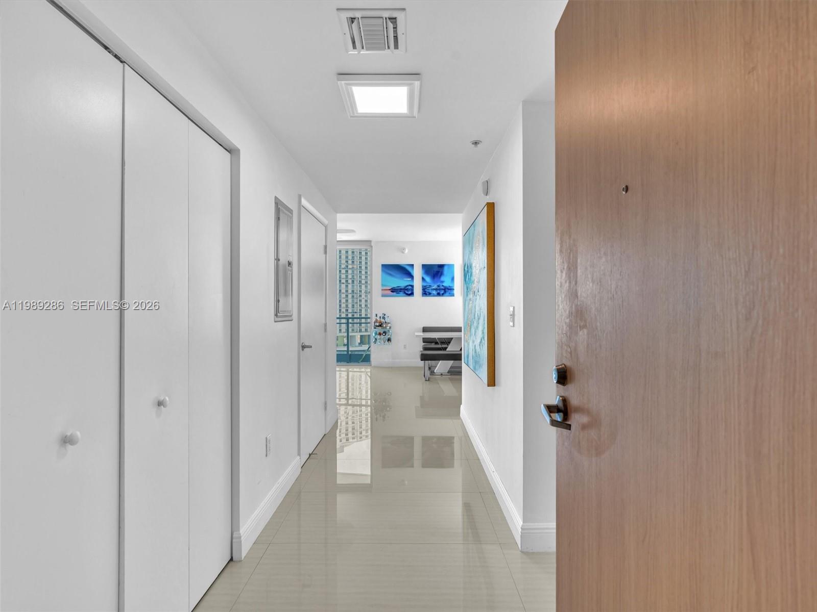 90 SW 3rd St #2013 Miami, FL 33130