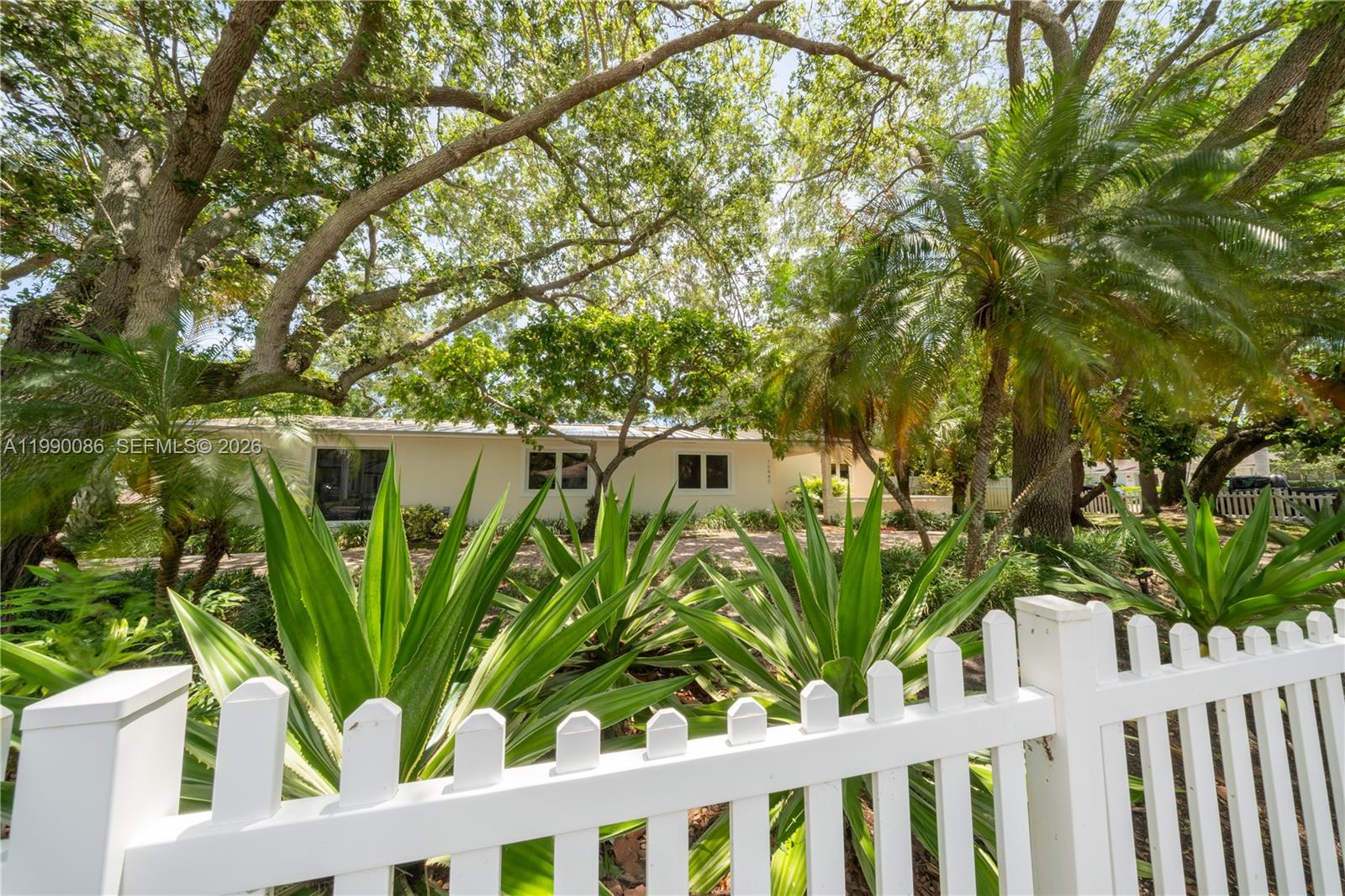 16445 SW 80th Ave Palmetto Bay, FL 33157