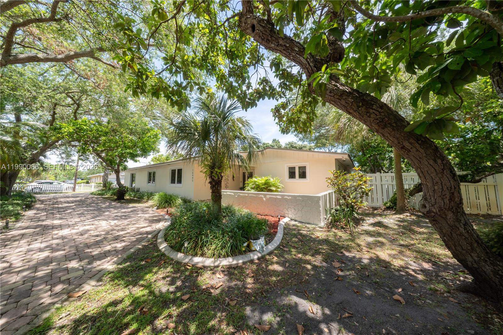 16445 SW 80th Ave Palmetto Bay, FL 33157