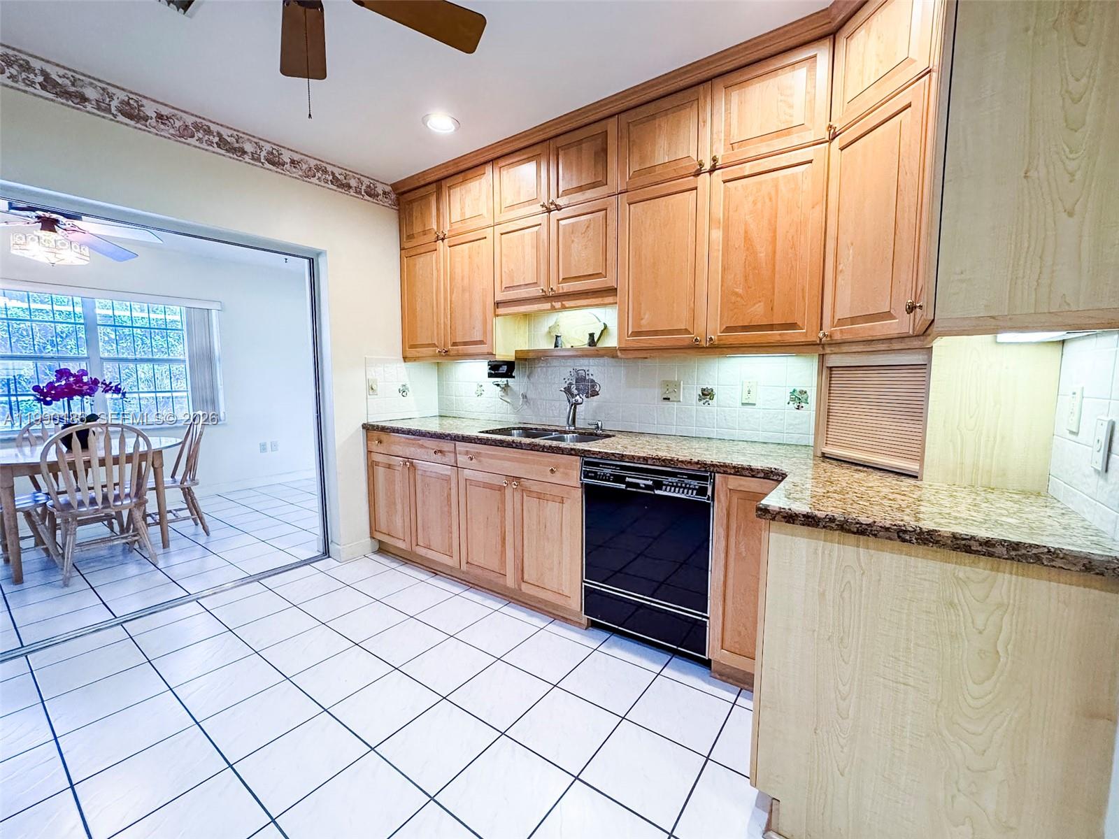 15501 SW 88th Ave Palmetto Bay, FL 33157