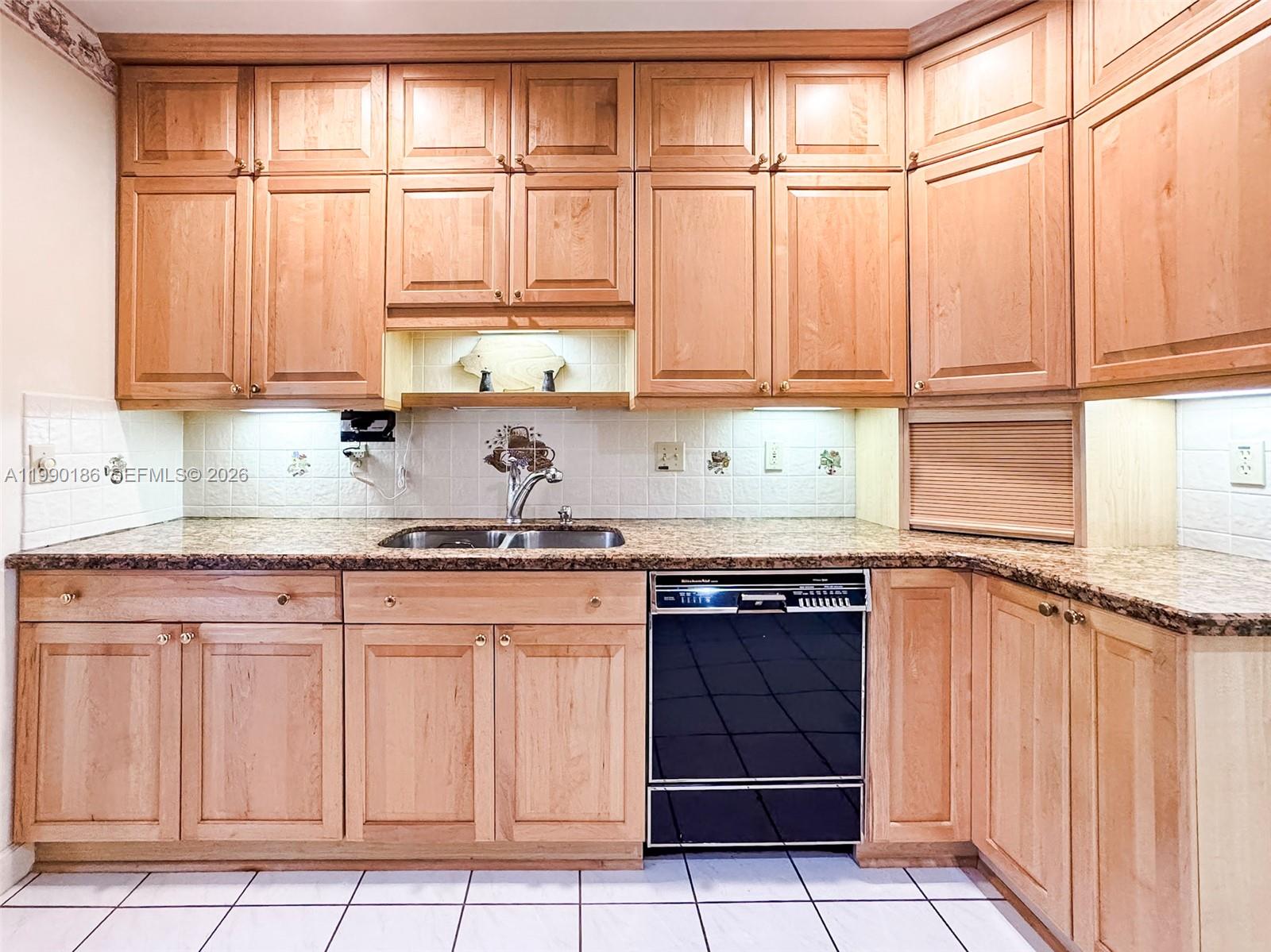 15501 SW 88th Ave Palmetto Bay, FL 33157