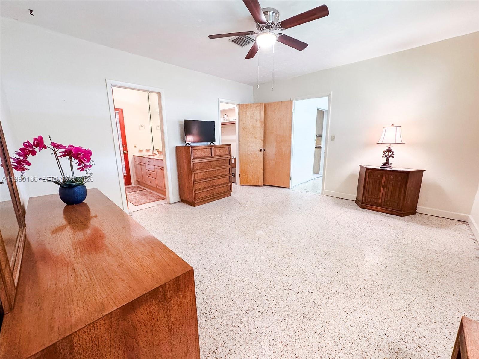 15501 SW 88th Ave Palmetto Bay, FL 33157