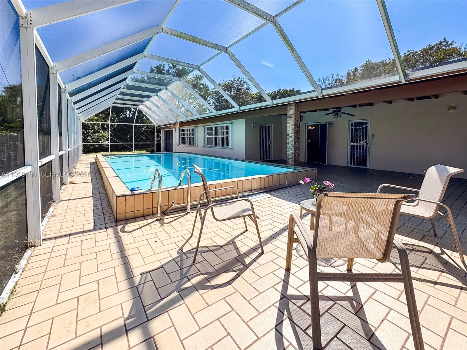 15501 SW 88th Ave Palmetto Bay, FL 33157