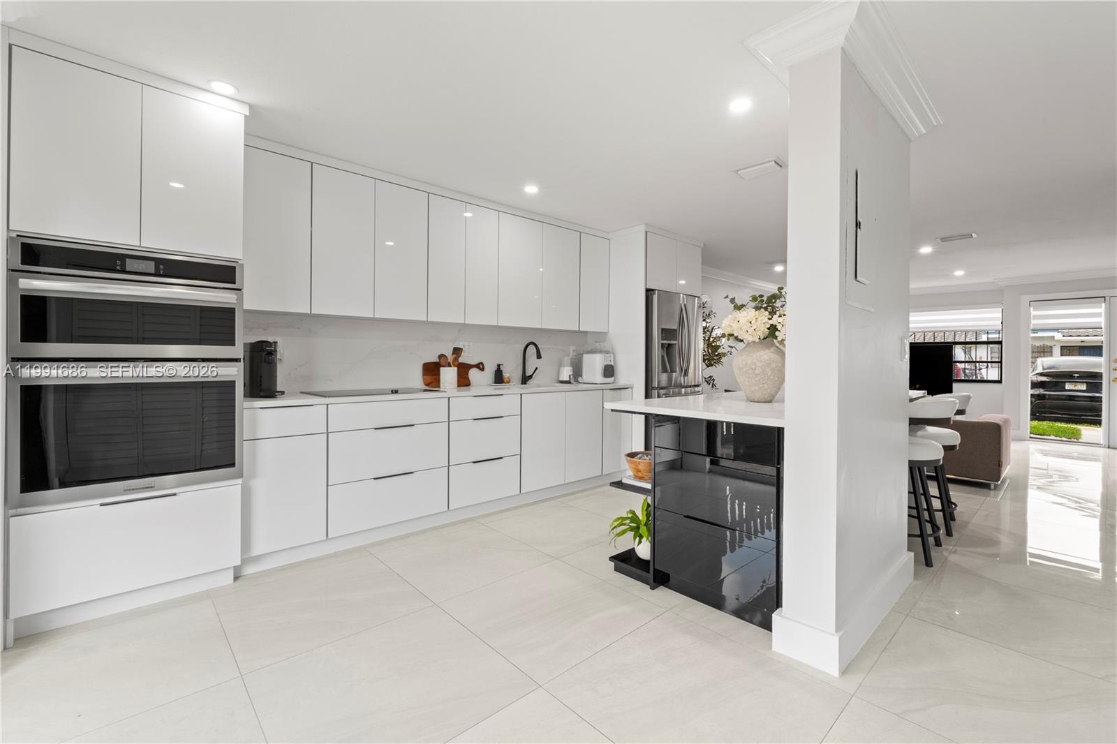 10908 NW 7th St #403 Miami, FL 33172