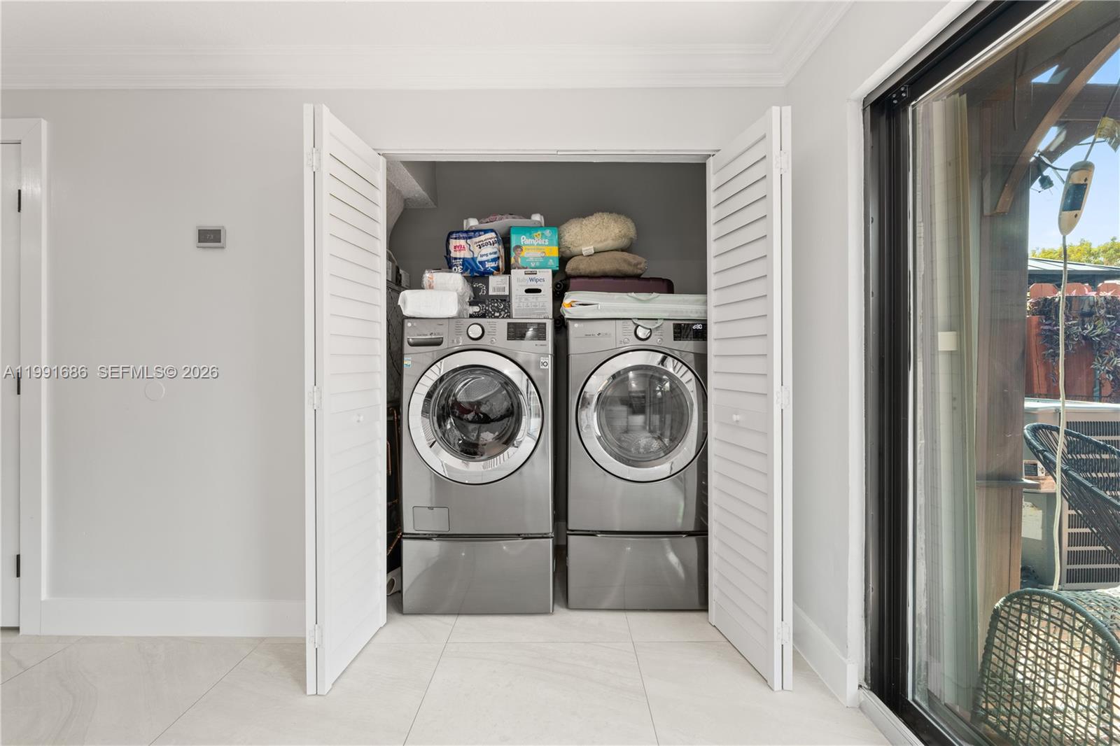 10908 NW 7th St #403 Miami, FL 33172