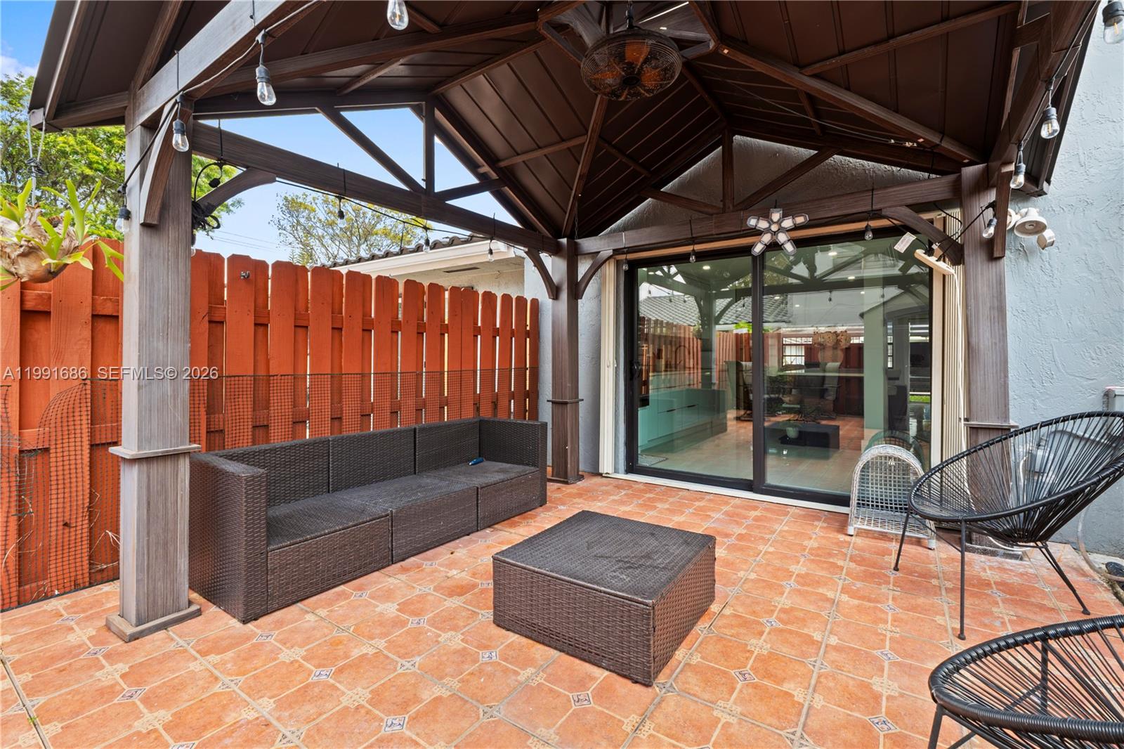 10908 NW 7th St #403 Miami, FL 33172