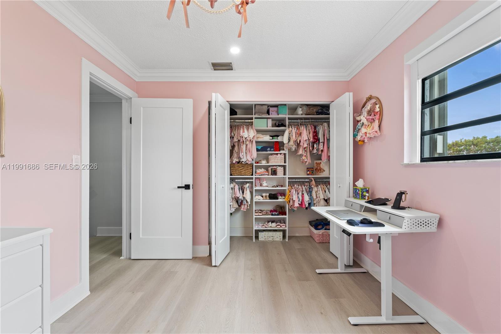 10908 NW 7th St #403 Miami, FL 33172