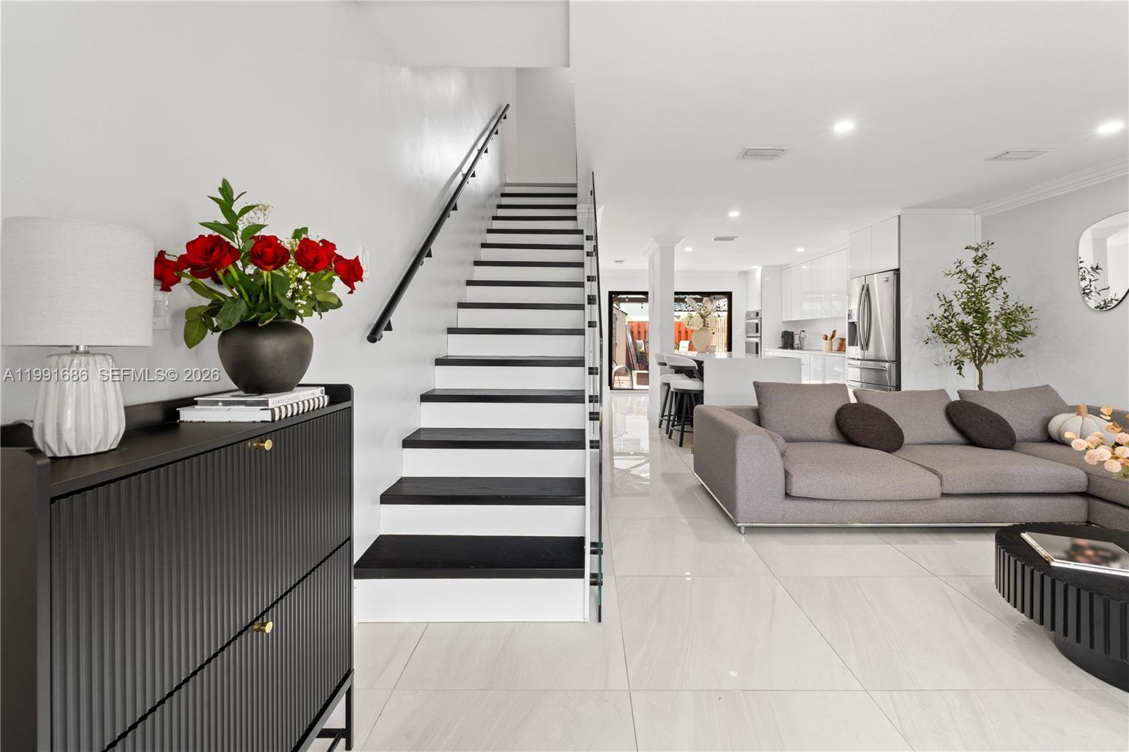 10908 NW 7th St #403 Miami, FL 33172