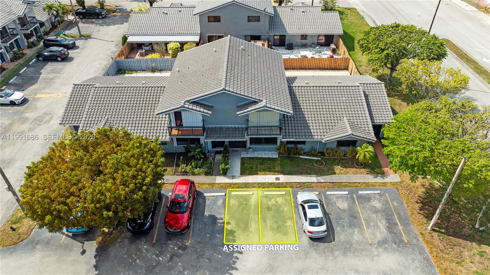 10908 NW 7th St #403 Miami, FL 33172