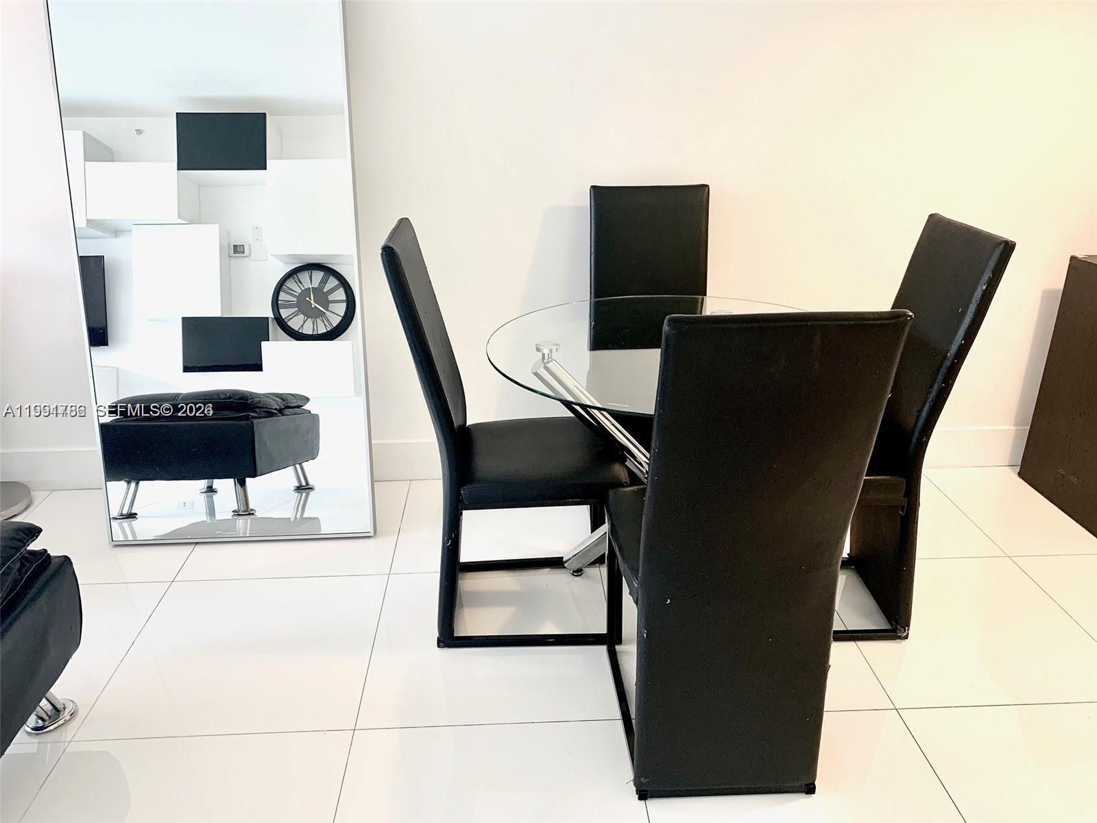 image Flamingo South Beach10