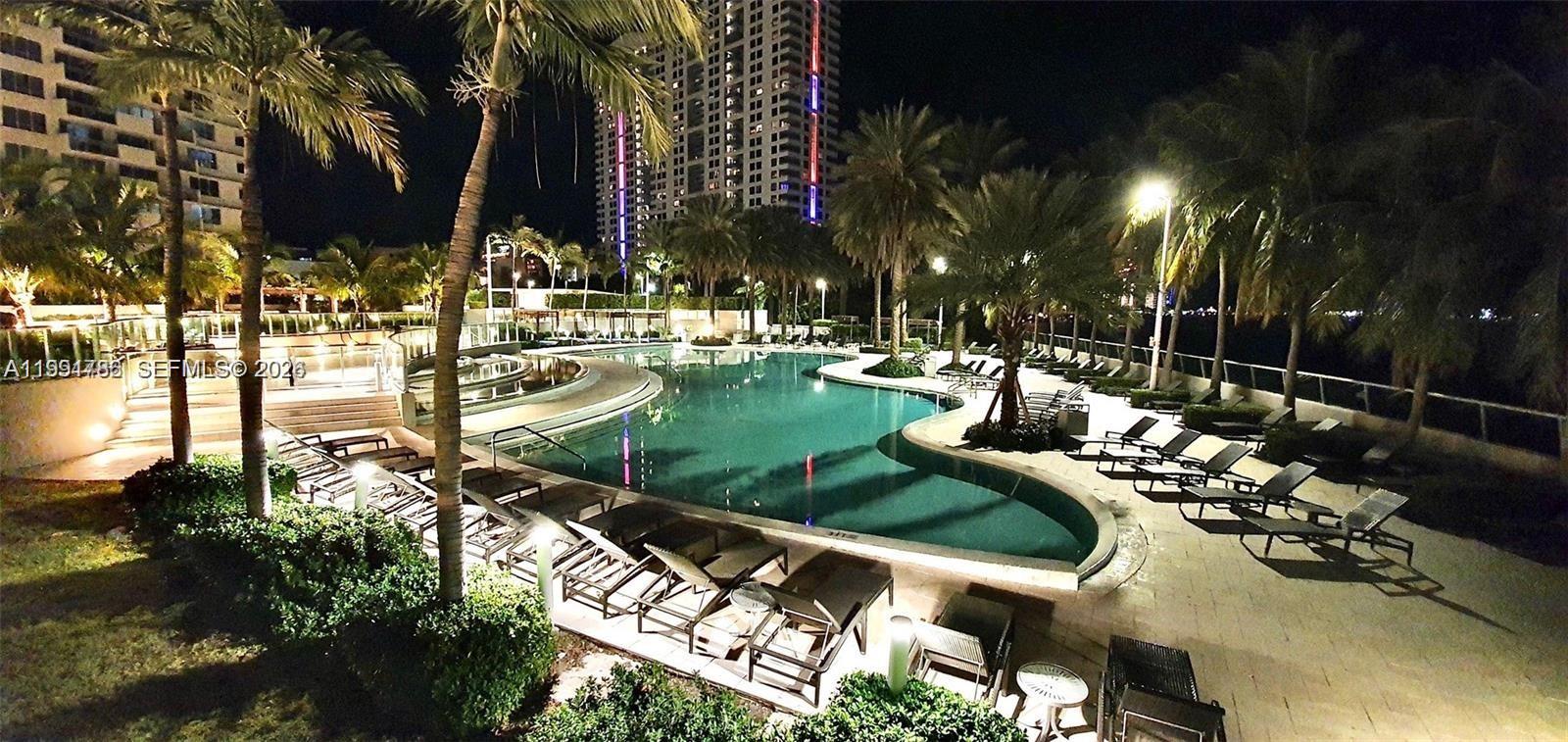 image Flamingo South Beach24