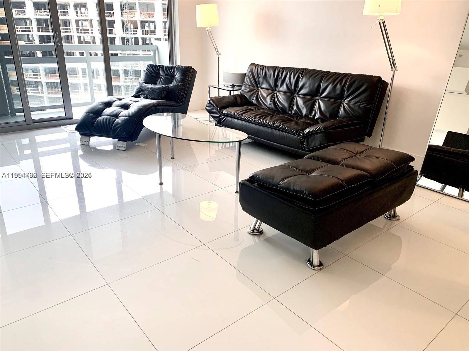 image Flamingo South Beach3