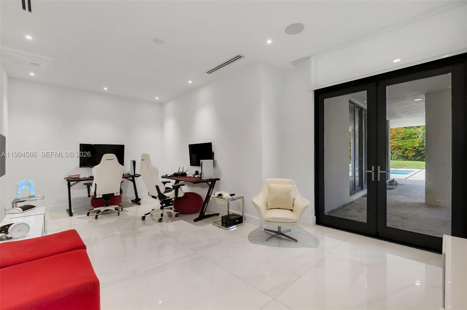 13441 Mustang Trl Southwest Ranches, FL 33330