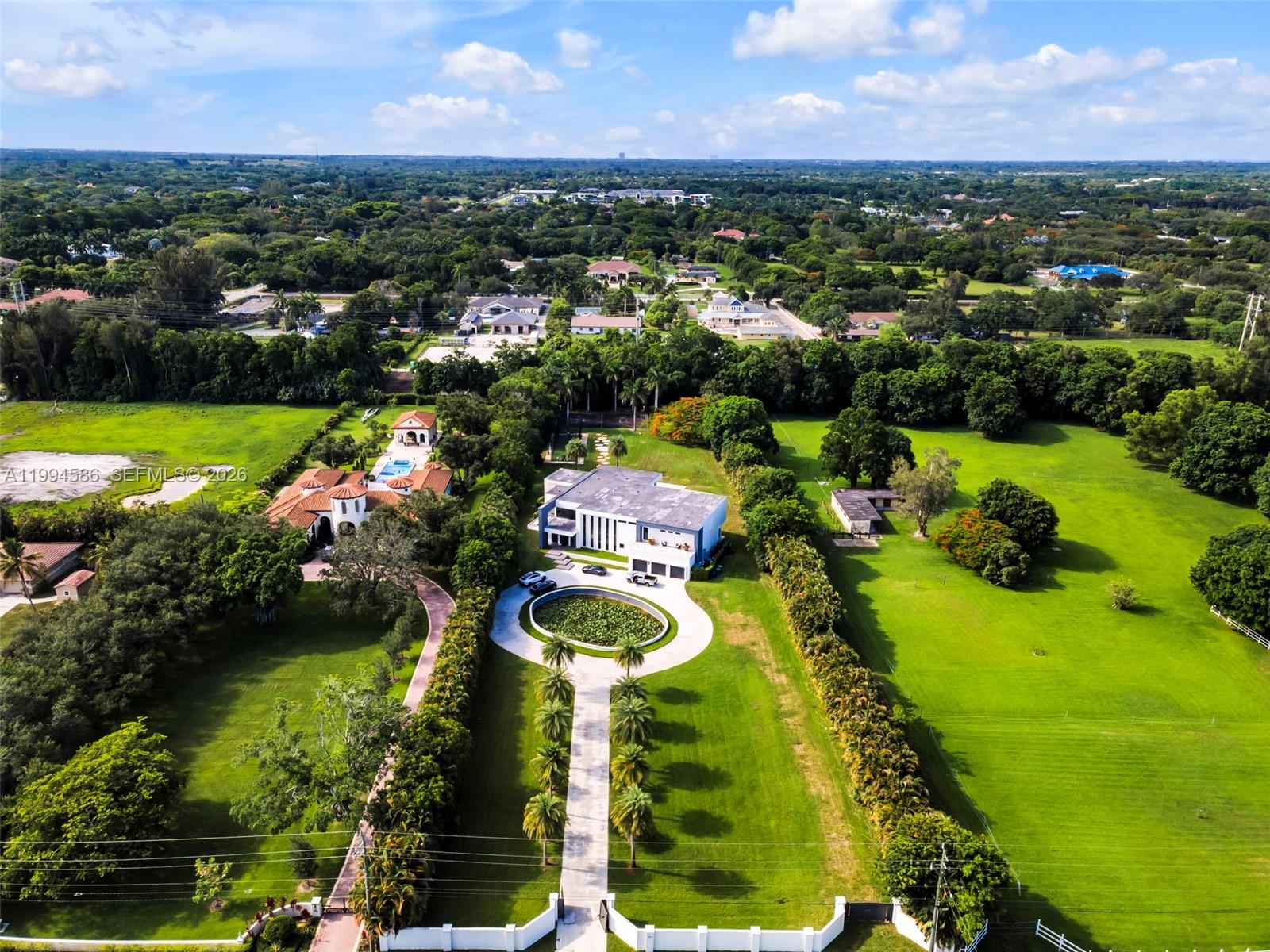 13441 Mustang Trl Southwest Ranches, FL 33330