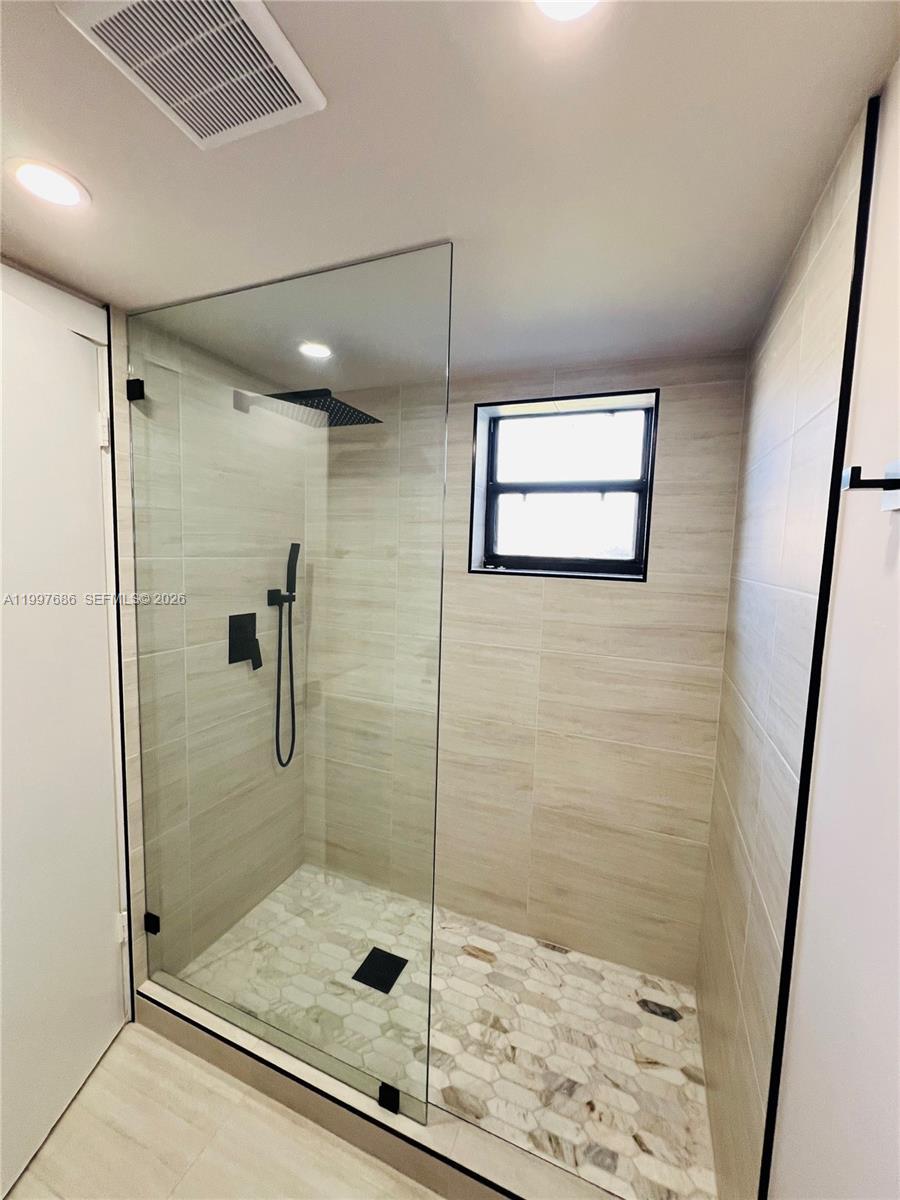 3826 SW 107th Ave #2-2 Miami, FL 33165