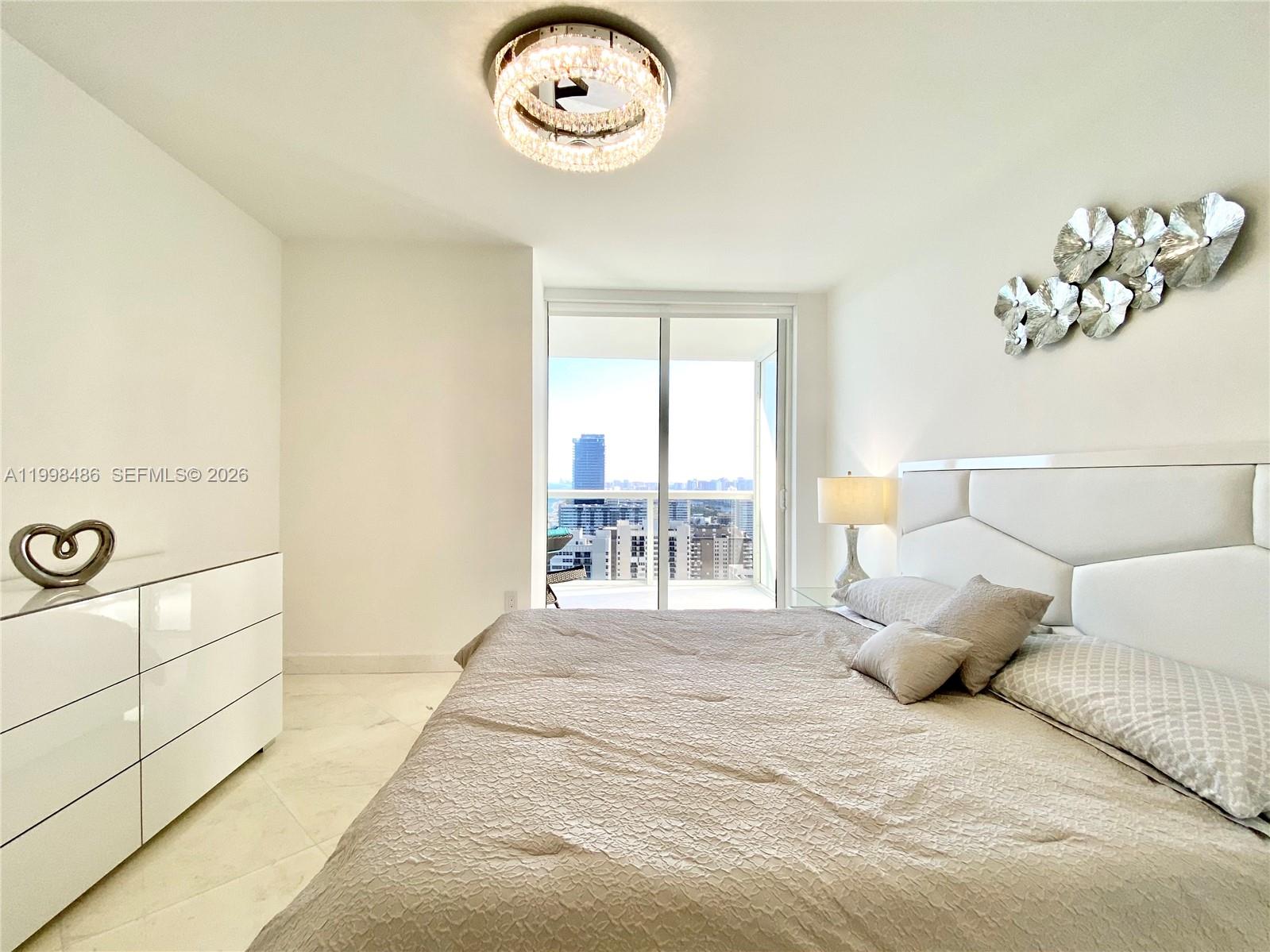 image Beach Club 227