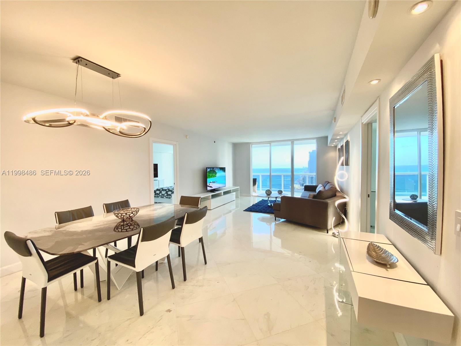 image Beach Club 232