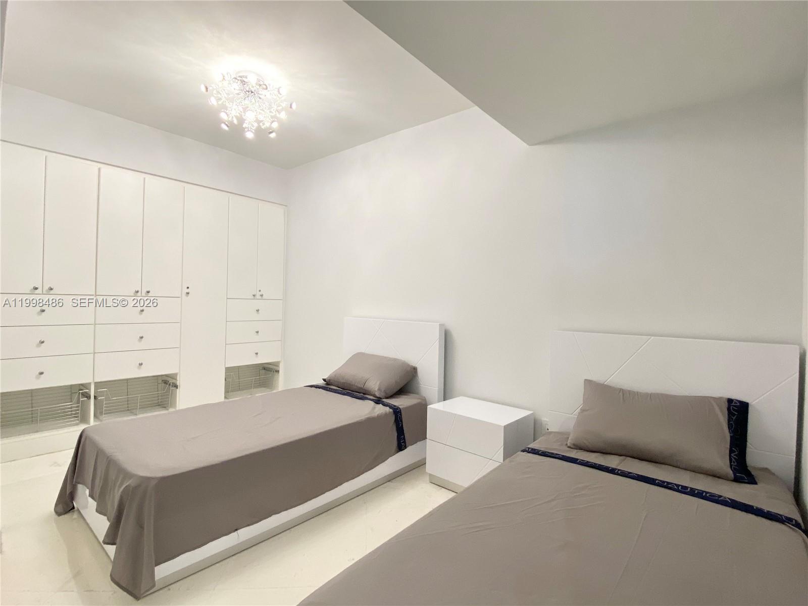 image Beach Club 234