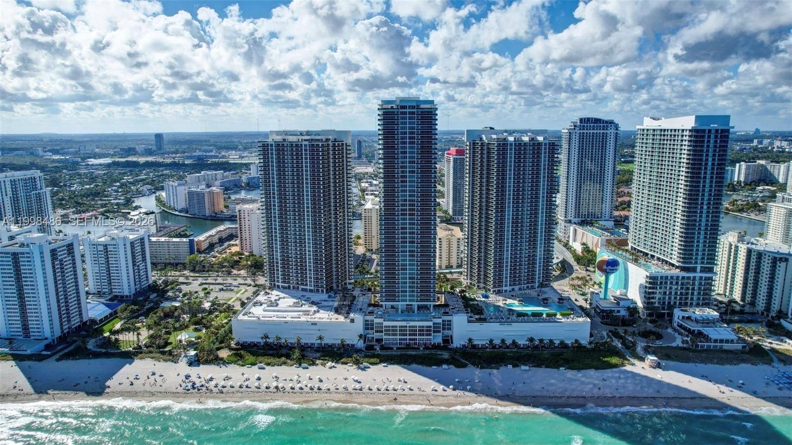 image Beach Club 259