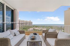 789 Crandon Blvd #1003 Key Biscayne, FL 33149