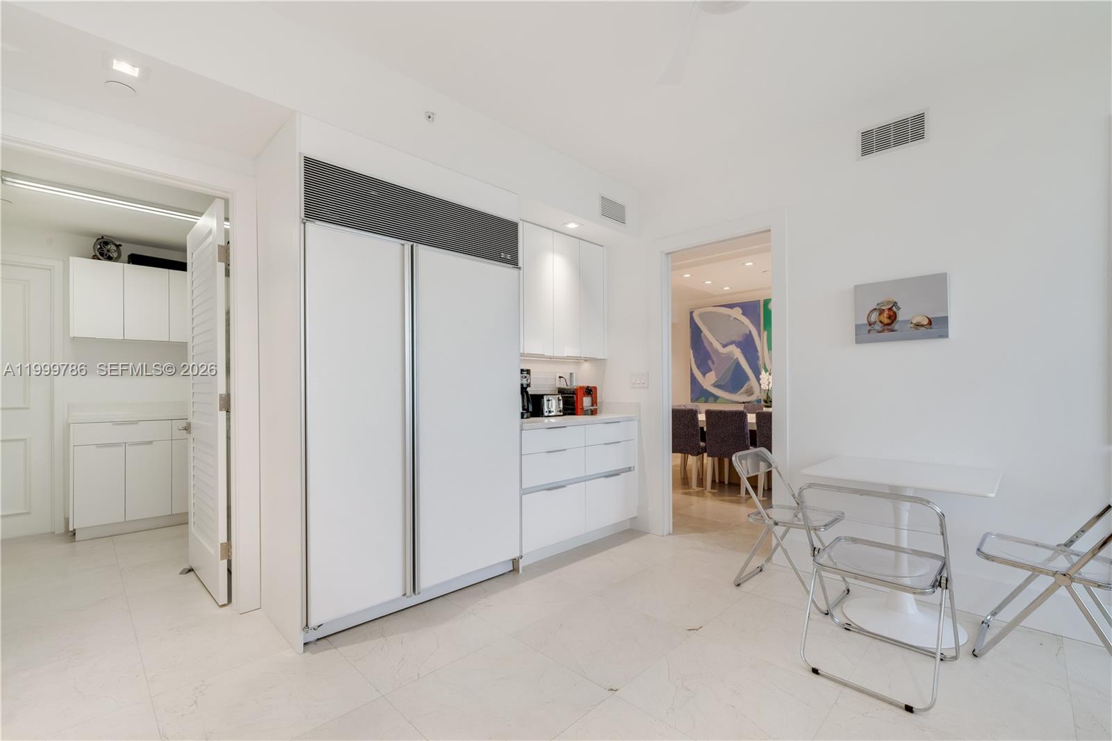 789 Crandon Blvd #1003 Key Biscayne, FL 33149