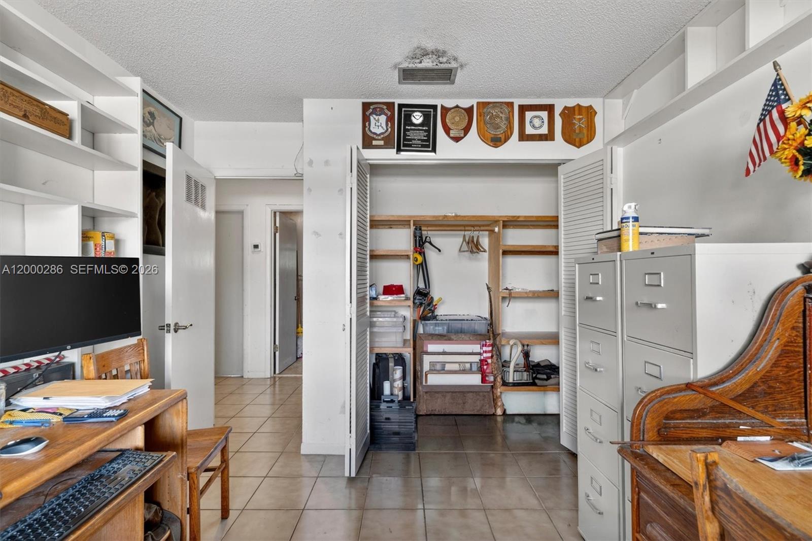 7009 SW 66th Ave South Miami, FL 33143