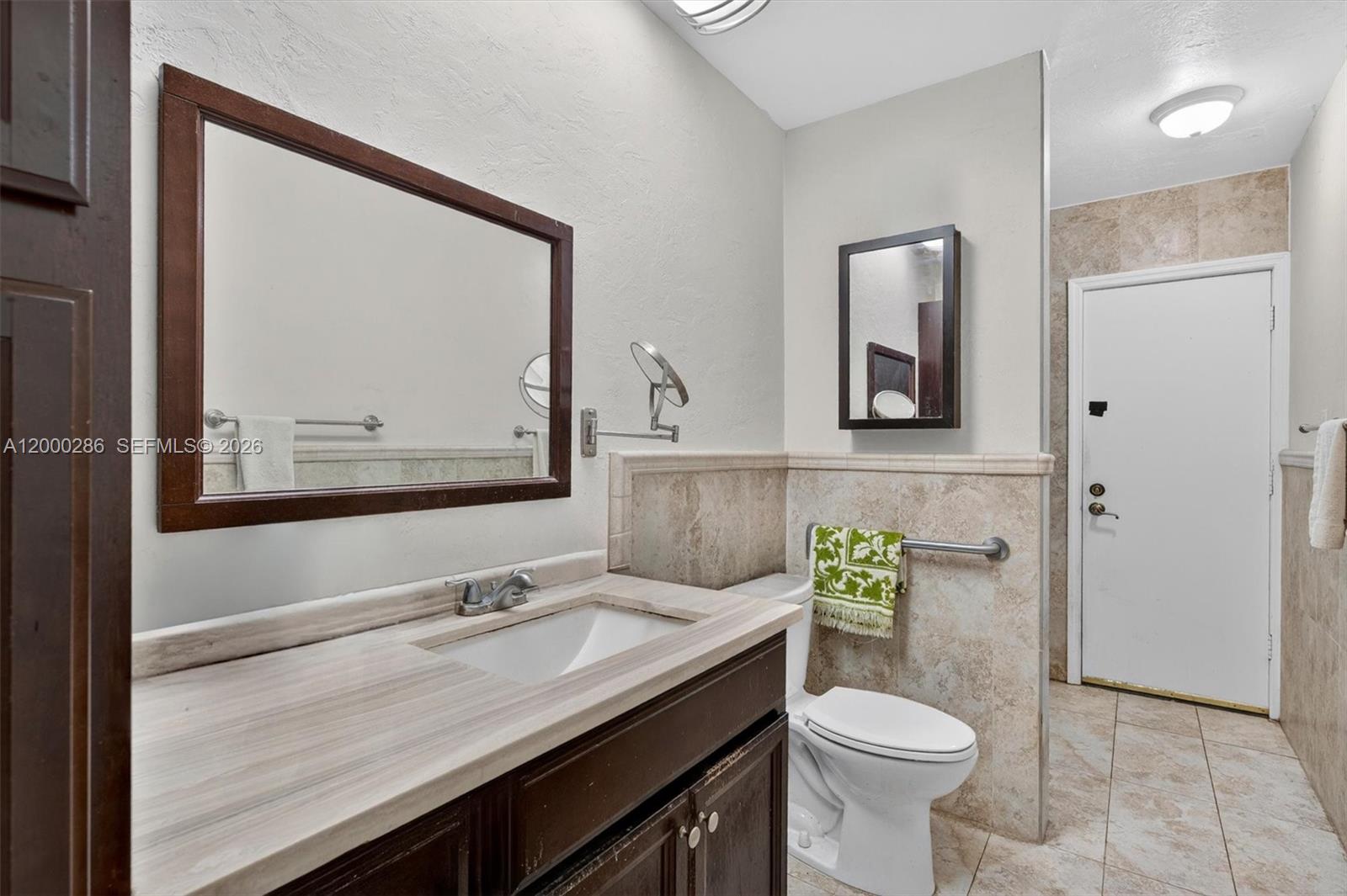 7009 SW 66th Ave South Miami, FL 33143